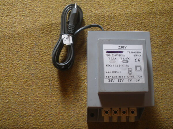 skolsky-napajaci-zdroj-6-12-24-V-400W-230V